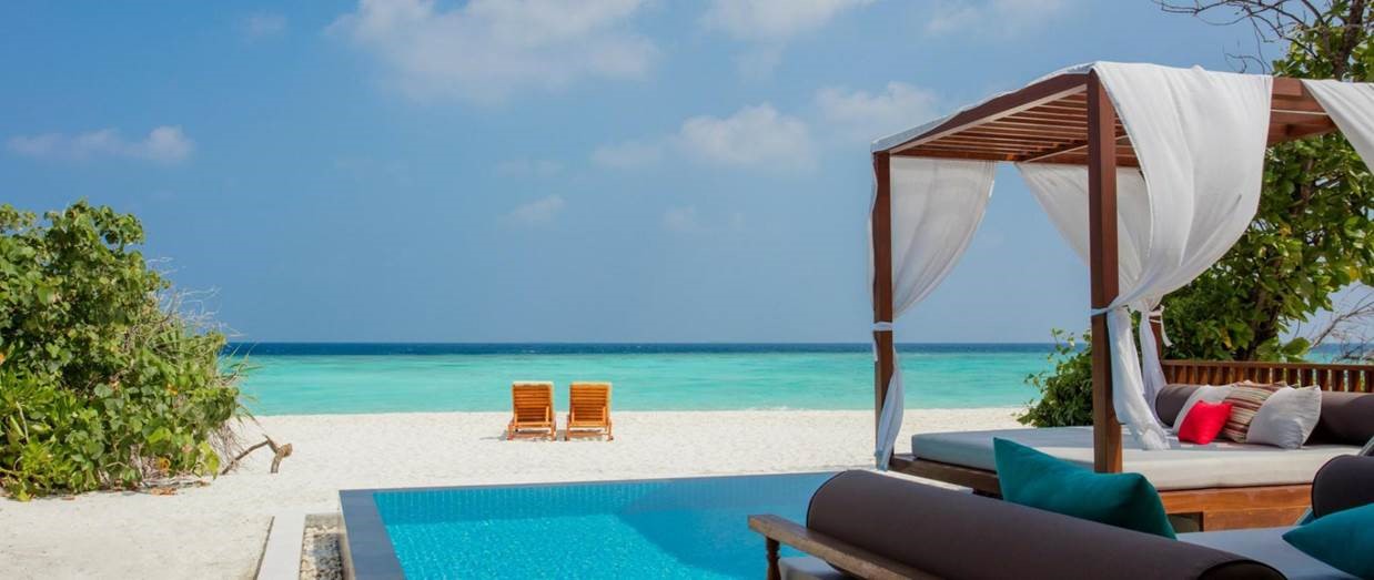 Акция от отеля Furaveri Island Resort & Spa, Maldives 5*