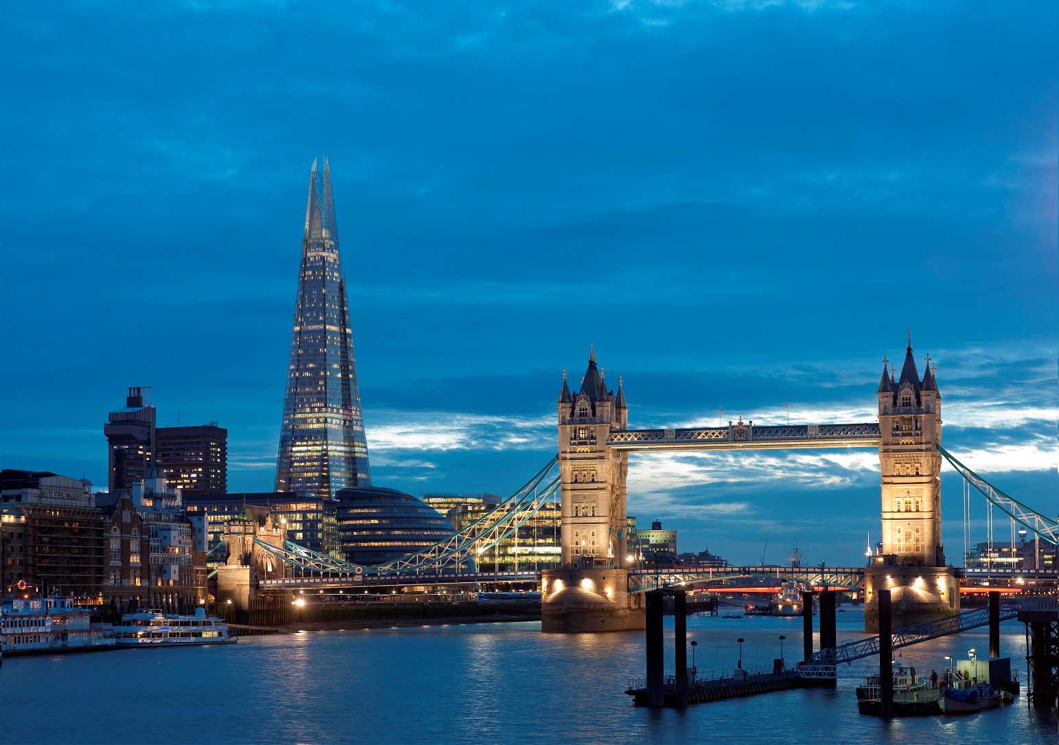 Shangri-La Hotel, At The Shard, London